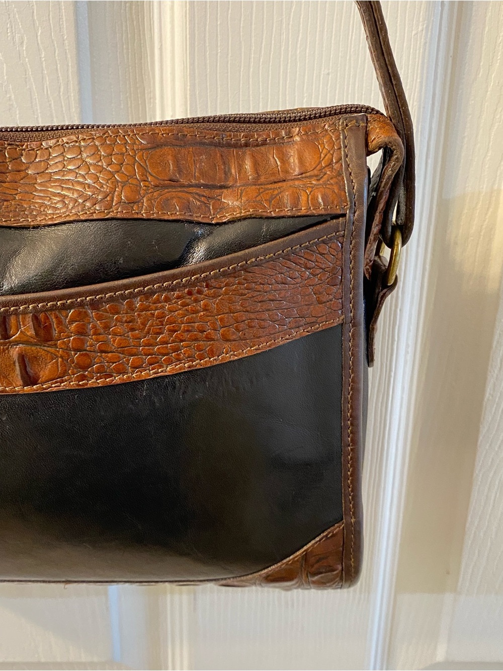 Vintage Brahmin All Leather Luxury Shoulders bag. Great condition clean interior - Picture 8 of 14